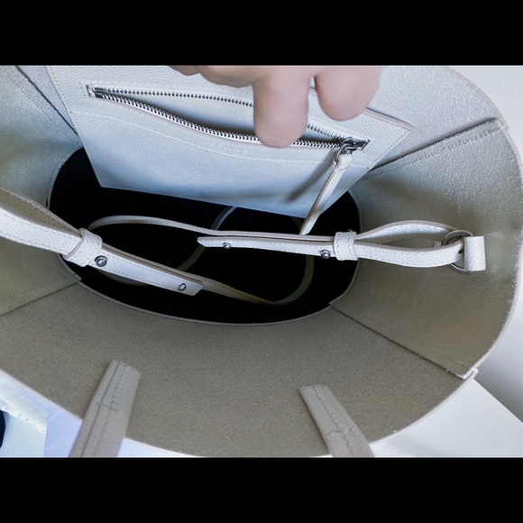 Celine Small Tote black and white - Picture 7 of 10